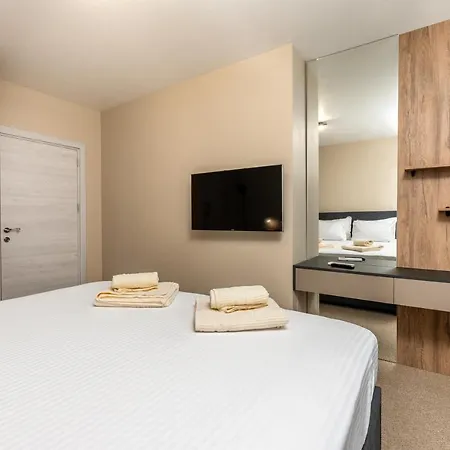 City Apartments-3