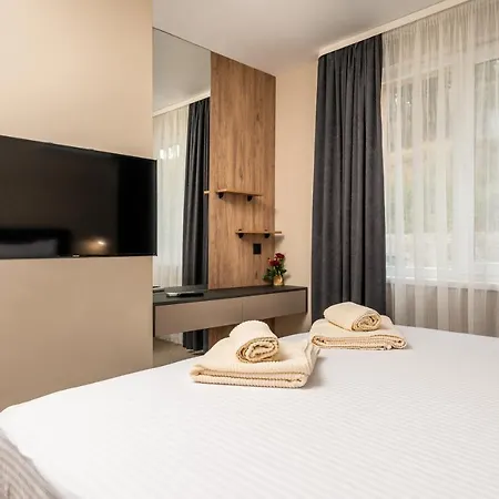 Apartman City Apartments-3 *